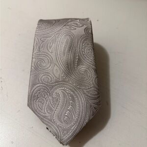Donald Trump Elegant Paisley Gray Tie in new conditions